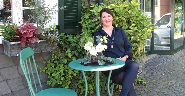 Tante Lille, Linda Leidens